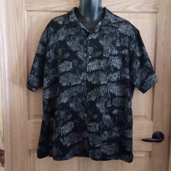 Men's Sz 2XL Van Heusen Short Sleeve Casual Shirt - Picture 1 of 7